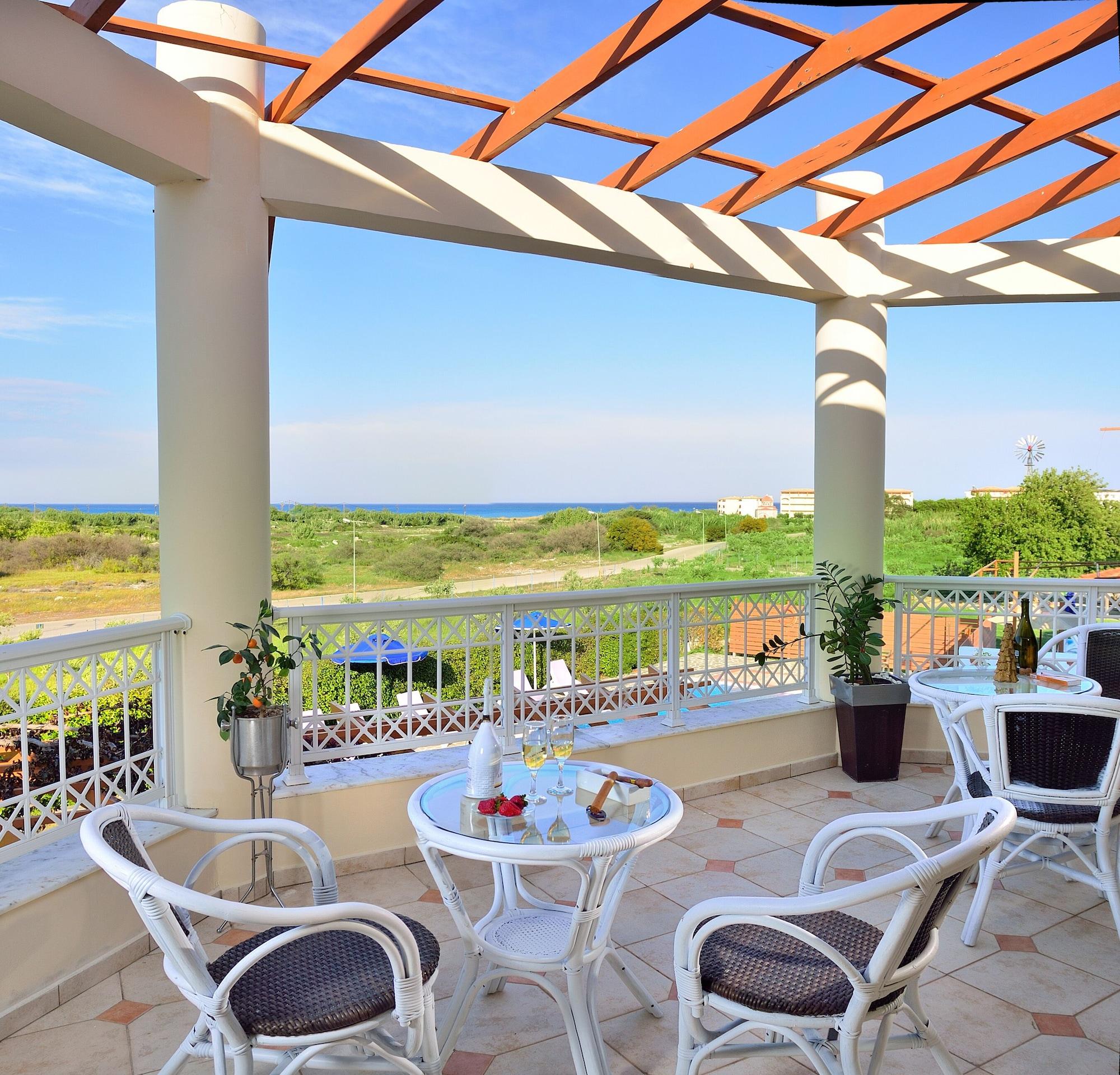 12 Islands Villa *