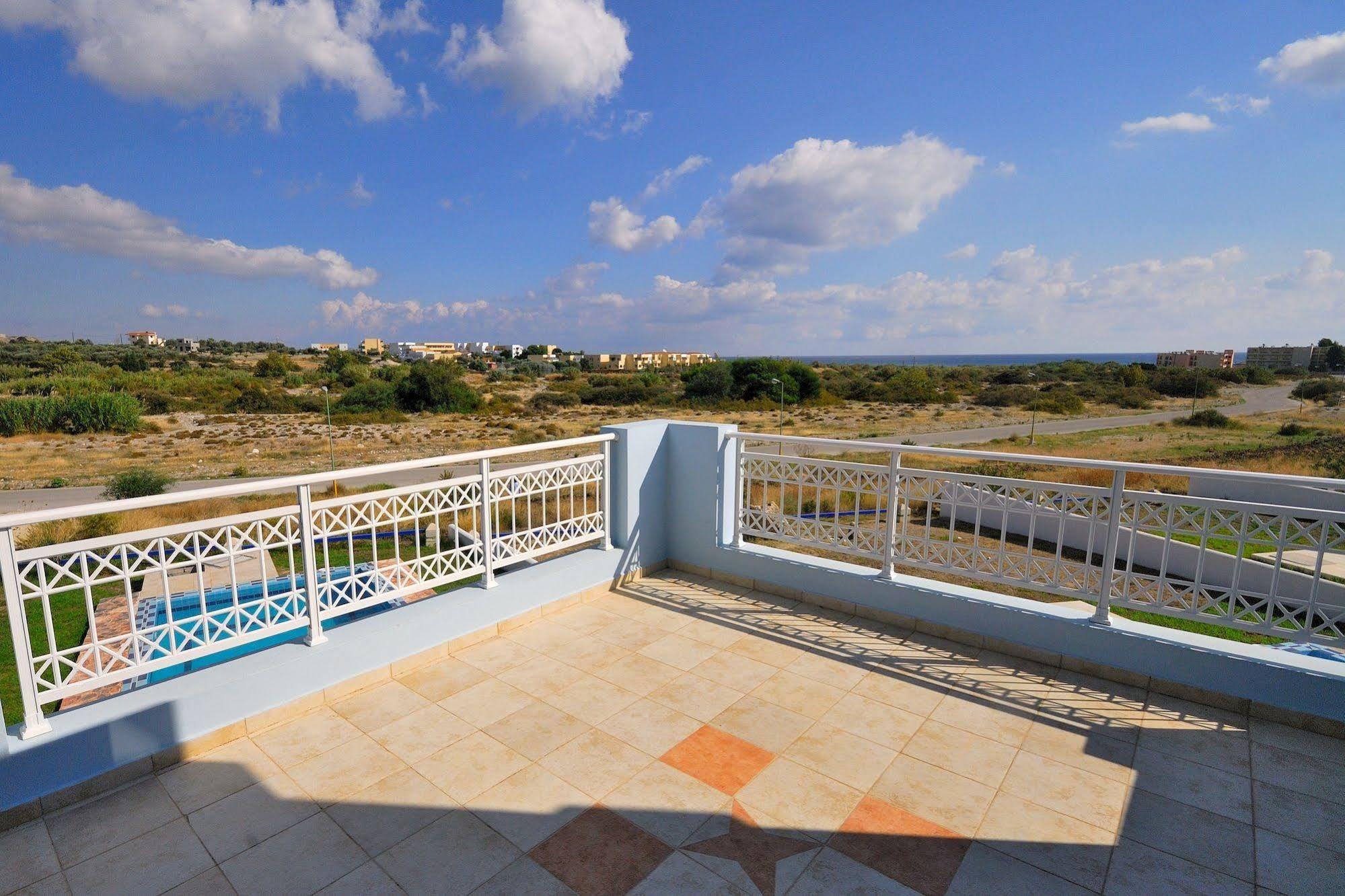 12 Islands Villa *